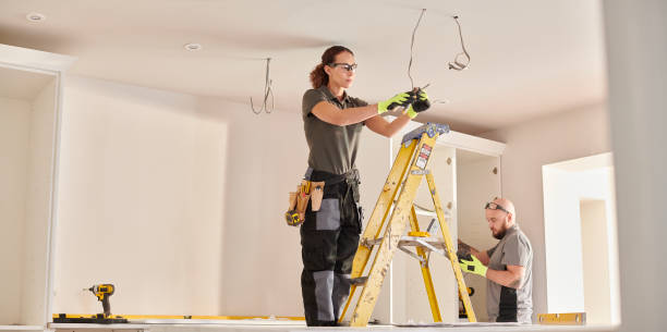 Best Local Electrician Companies  in Bay Park, NY